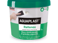 Masilla en pasta AGUAPLAST Capa gruesa.