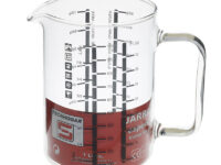 Jarra medidora vidrio borosilicato.
