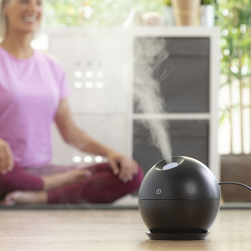 Mini difusor de aromas y humidificador INNOVAGOODS Black